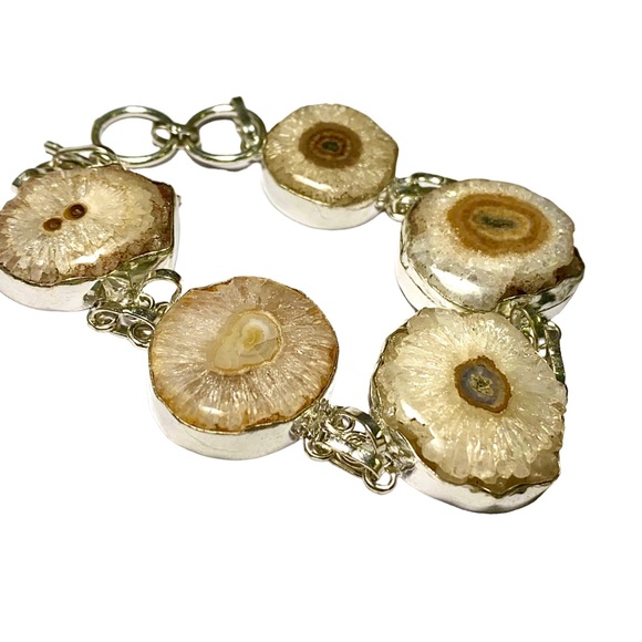 Tan Solar Quartz Gemstones in a 925 Stamped Bracelet - Picture 2 of 5